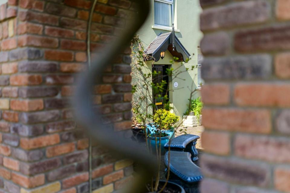 An Capall Dubh B&B Dingle Eksteriør billede