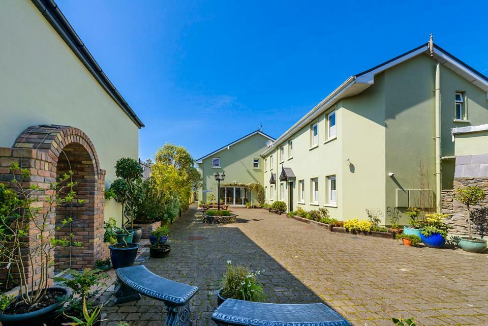 An Capall Dubh B&B Dingle Eksteriør billede